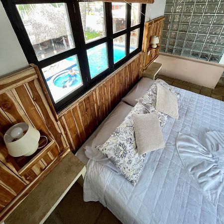 Johnnys Place Hotel 몬테리코 외부 사진